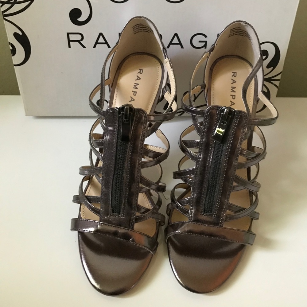 Rampage Sandles - Picture 2 of 4